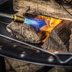 Bernzomatic 36 In. L 16 Oz Backyard Torch 1 Pc -Stanleys Shop 3a0a4c53 f375 4c60 8279 d05ae773d37f