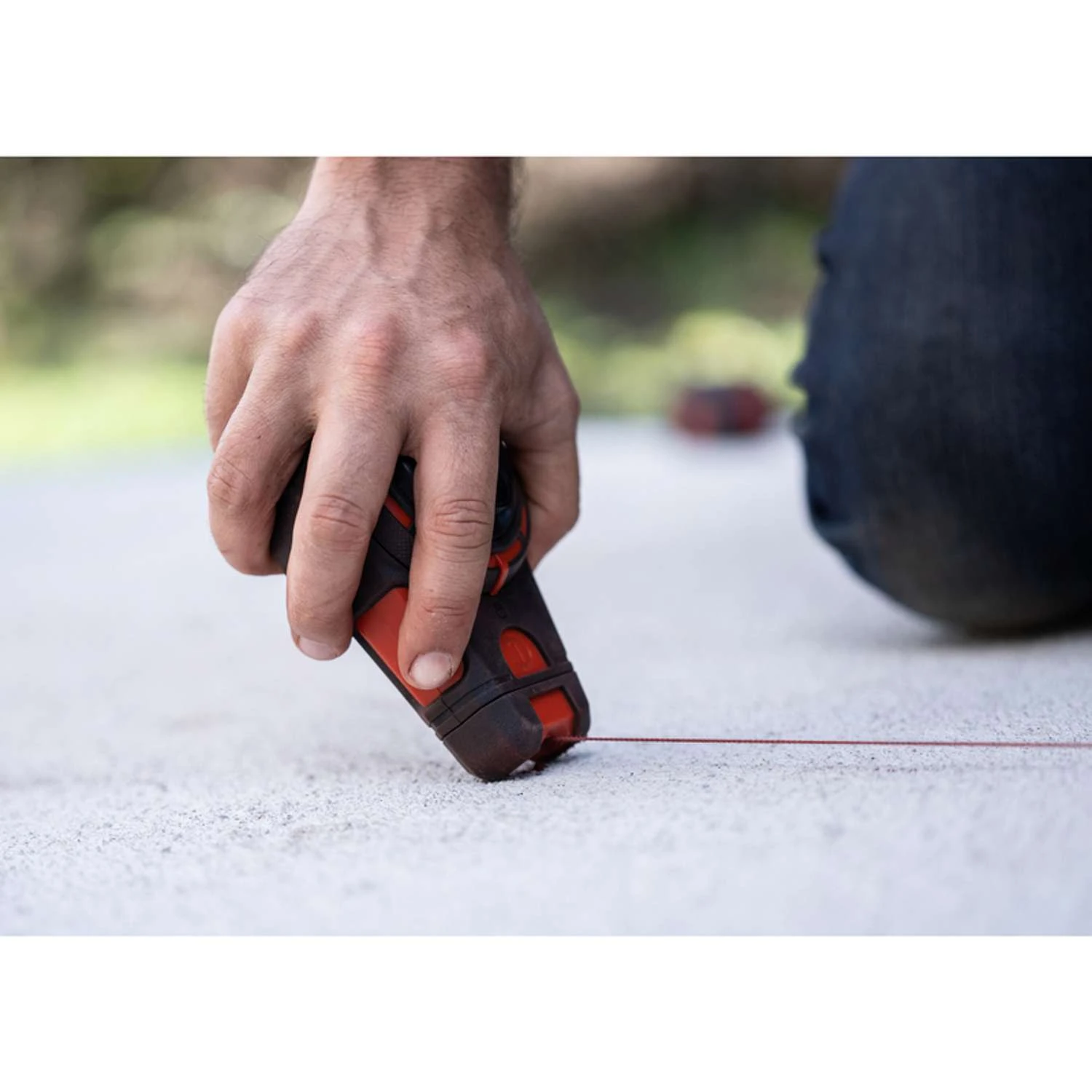 Crescent Lufkin 3 Oz Red Contractor Chalk Line Reel 100 Ft. Braided 10 Crescent Lufkin 3 Oz Red Contractor Chalk Line Reel 100 Ft. Braided - Image 8