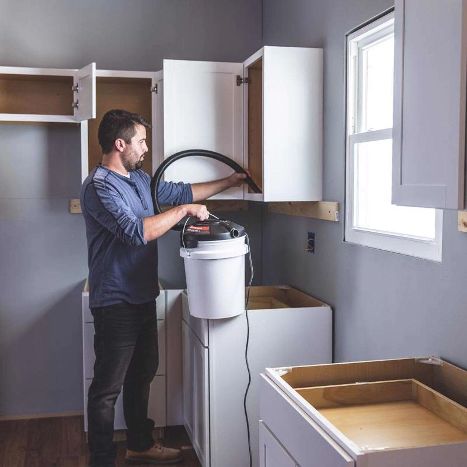 Craftsman 12.5 In. L X 12.5 In. W X 12.5 In. D Wet/Dry Vac Powerhead 1 Pc 8 Craftsman 12.5 In. L X 12.5 In. W X 12.5 In. D Wet/Dry Vac Powerhead 1 Pc - Image 6