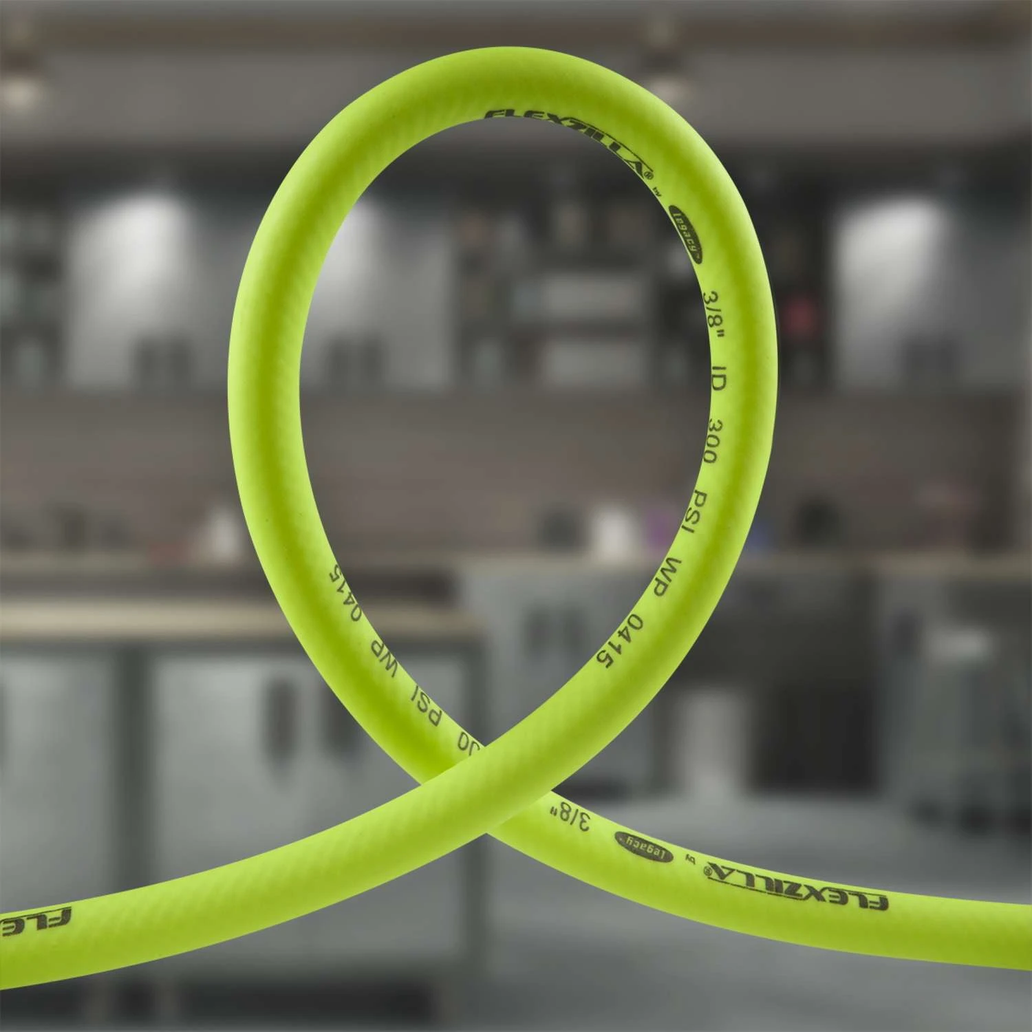 Flexzilla 25 Ft. L X 1/4 In. D Hybrid Polymer Air Hose 300 Psi Zilla Green 10 Flexzilla 25 Ft. L X 1/4 In. D Hybrid Polymer Air Hose 300 Psi Zilla Green - Image 8